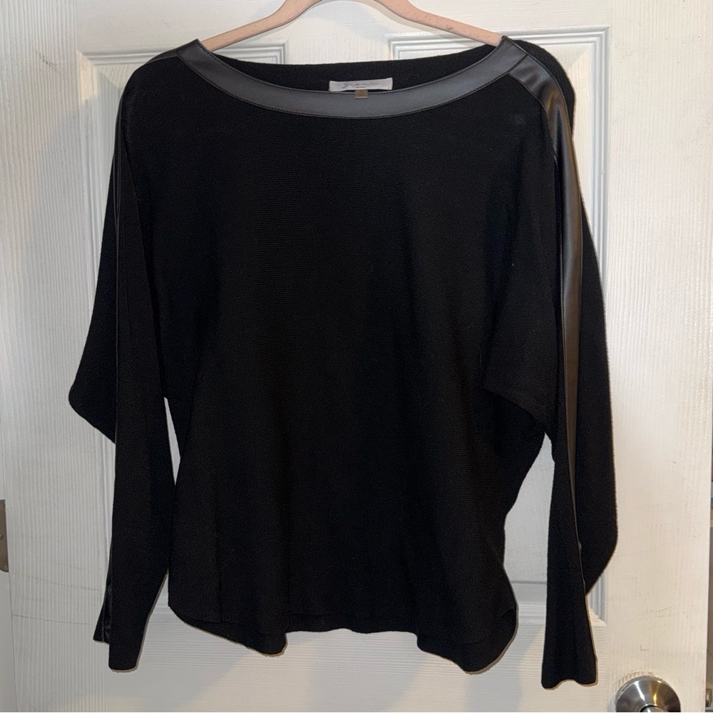 Sioni Black Long Sleeve Top